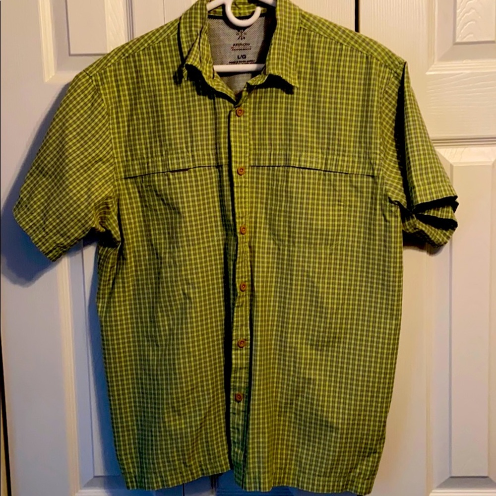 Arrow short sleeve shirt